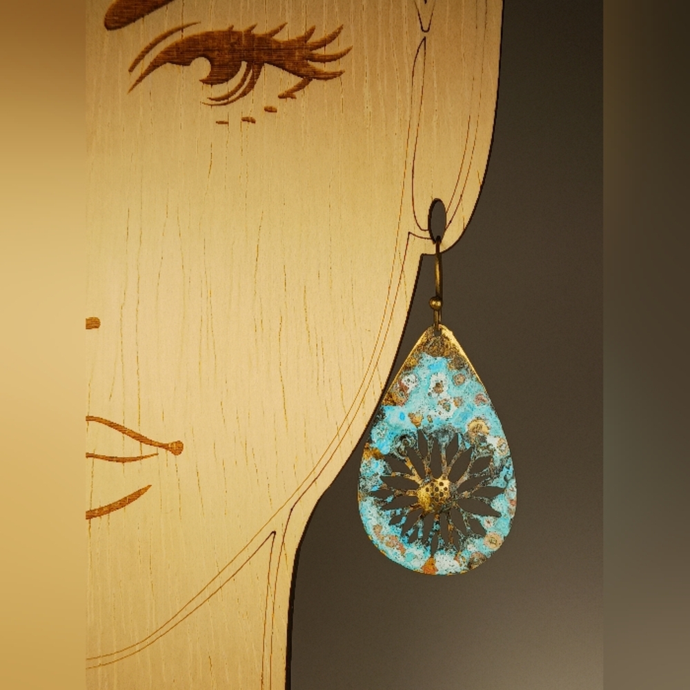 HAND CRAFTED EARRINGS Brass Turquoise Patina Flower Dangle Drop - Picture 7 of 8